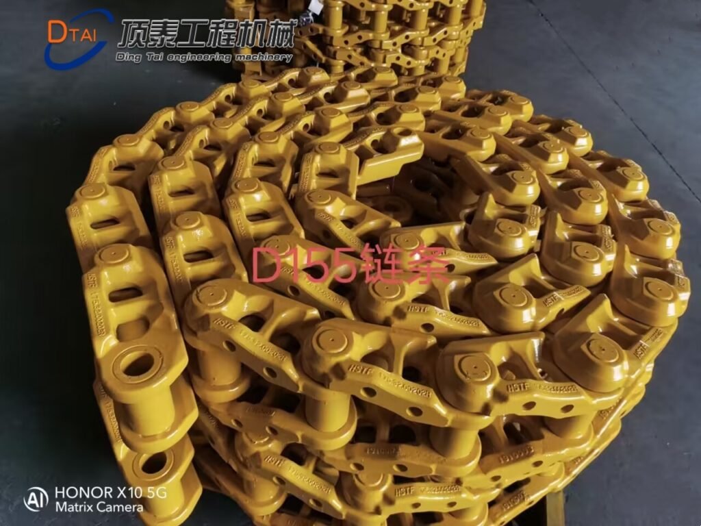 أجزاء الهيكل السفلي للبلدوزر - سلسلة جنزير DT Parts - مجموعة وصلة الجنزير D155 SD32