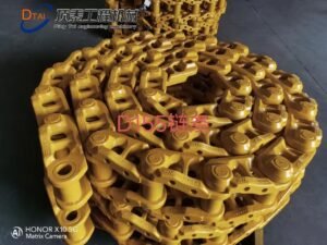 أجزاء الهيكل السفلي للبلدوزر - سلسلة جنزير DT Parts - مجموعة وصلة الجنزير D155 SD32