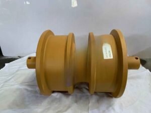 رولر سفلي (بكرة جنزير) بشفة واحدة وشفتين (Single/Double Flange) D9N - أجزاء الهيكل السفلي للبلدوزر