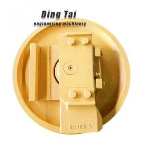 بلدوزر كوماتسو D65EX 12 - مجموعة عجلة الشد الأمامية (Front Idler) 14X-30-00110