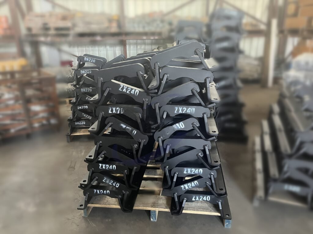 قطع غيار حفار ZX240 - وصلة حماية (Guard Link) لسلسلة الجنزير