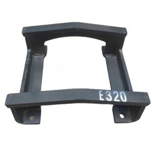 واقي وصلة الجنزير (Track Link Guard) للحفار E320 (2402988)